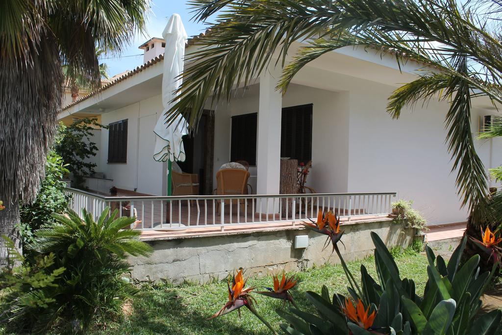 Ferienhaus Villa Es Tamarells Blue *